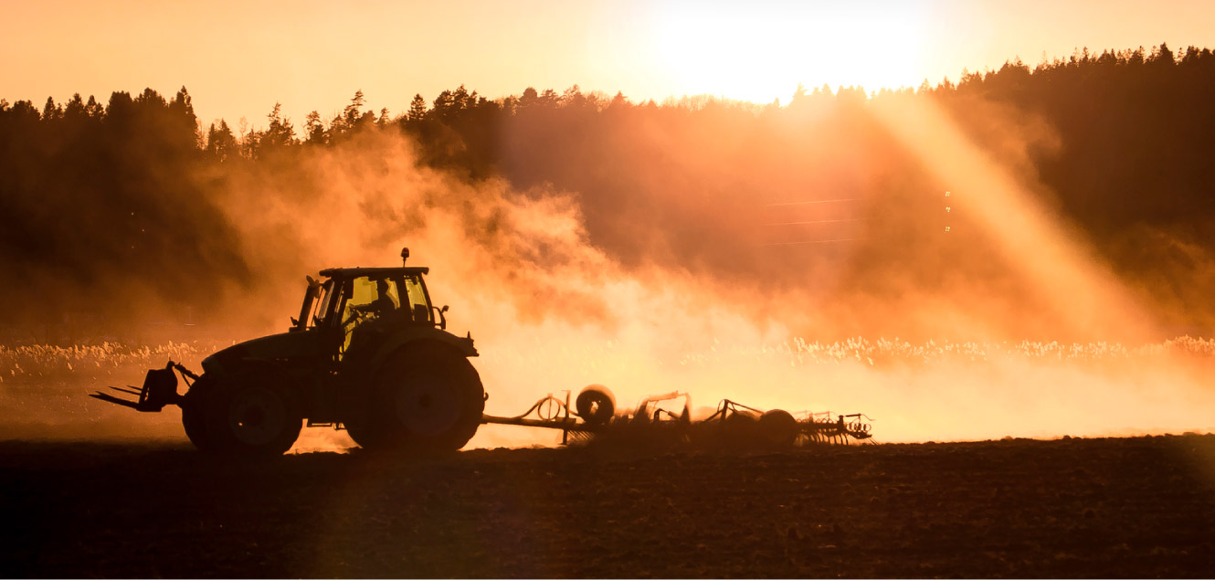 Tractor in the dust 